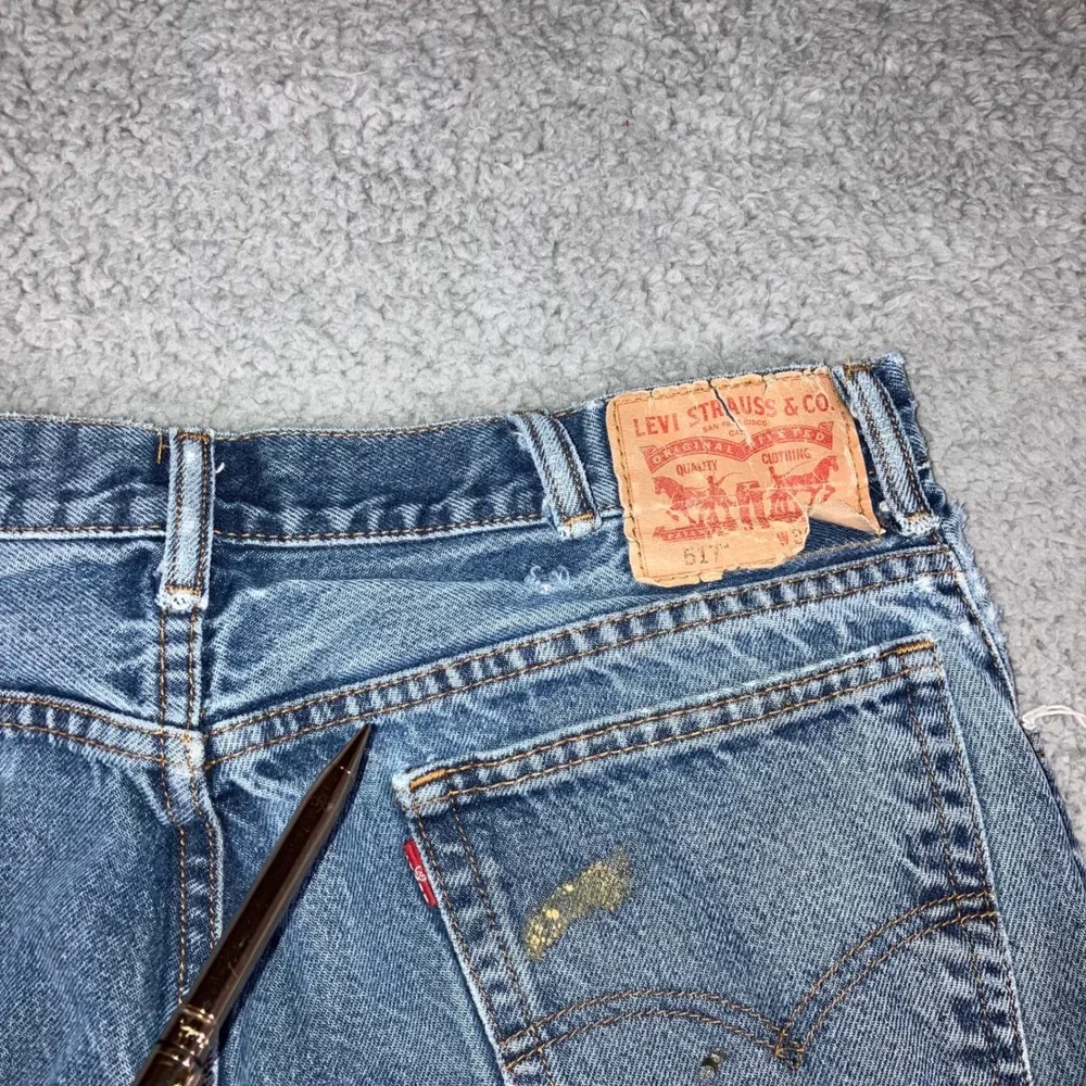 Vtg Levi's 517 Bootcut Jeans Mens 36x32 Blue Distressed Thrashed Punk Grunge Y2K